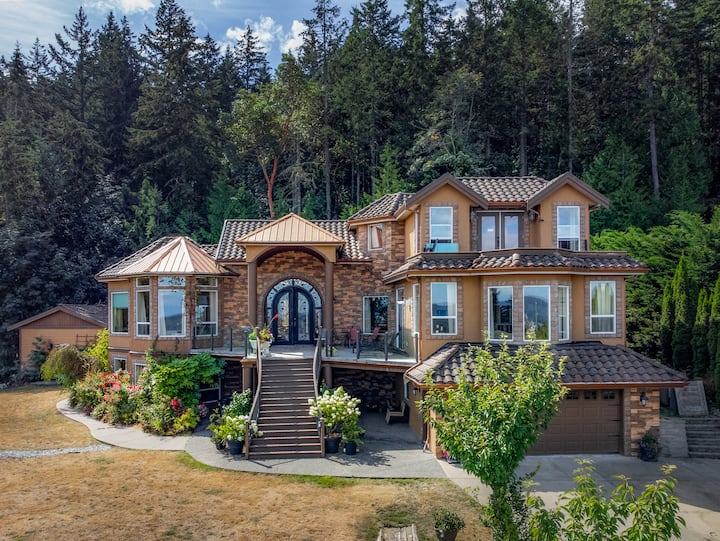 Castle in the Sky - Mediterranean Villa