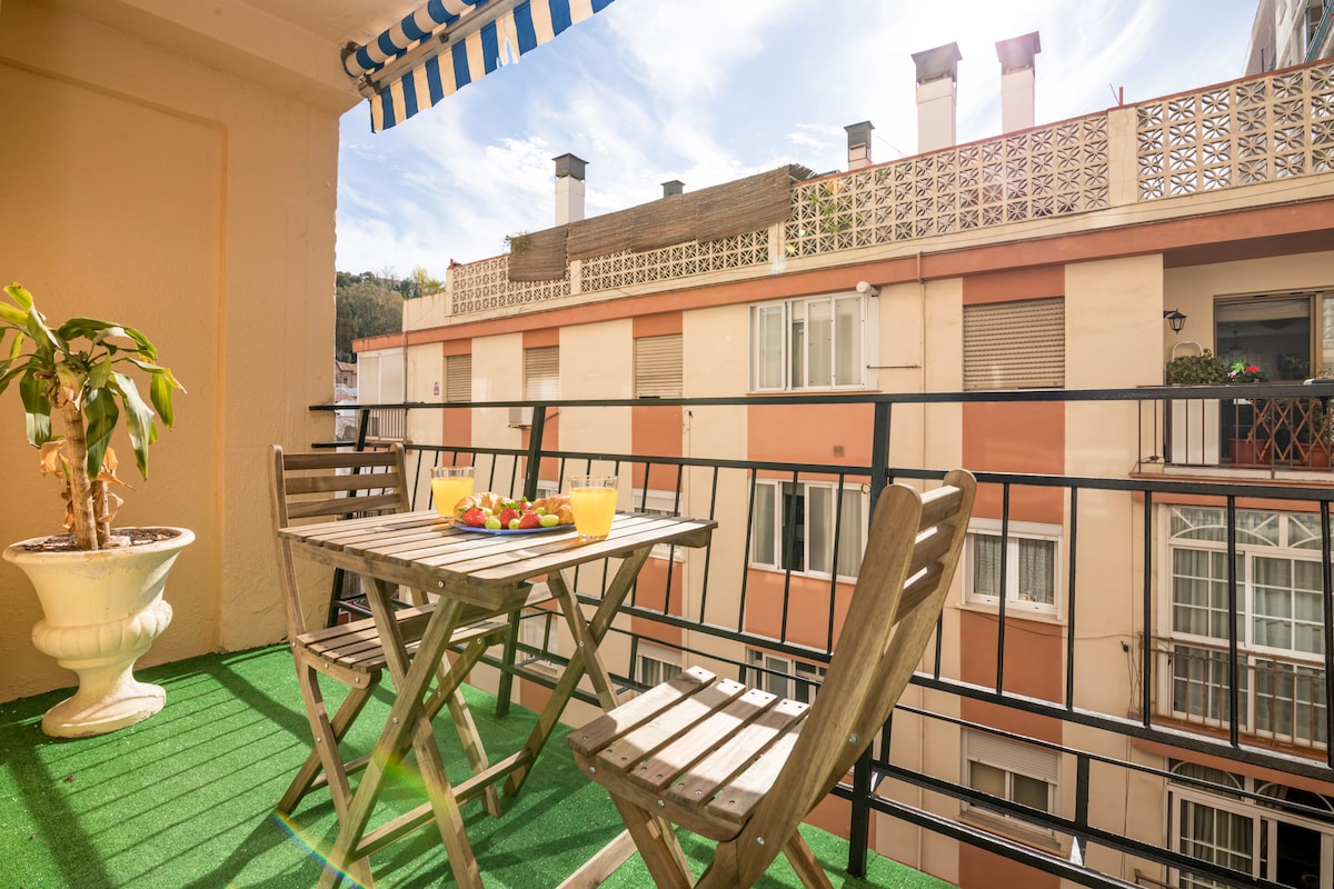 Popular Airbnb listing: Ramirez de Madrid City Center Apartment in Olletas