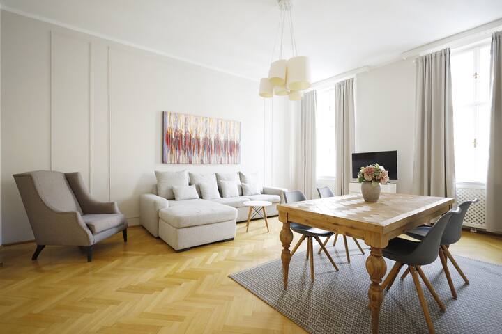 Marvellous Apartment near Karlsplatz – Apt 18 gallery image 4