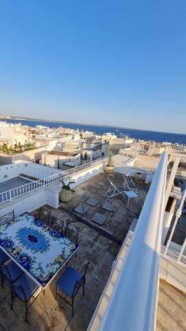 Appartamento con splendida terrazza panoramica gallery image 4