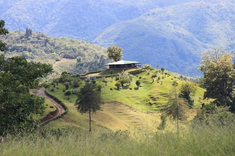 Casa Cielo, Mountain cabin with views of the Valley