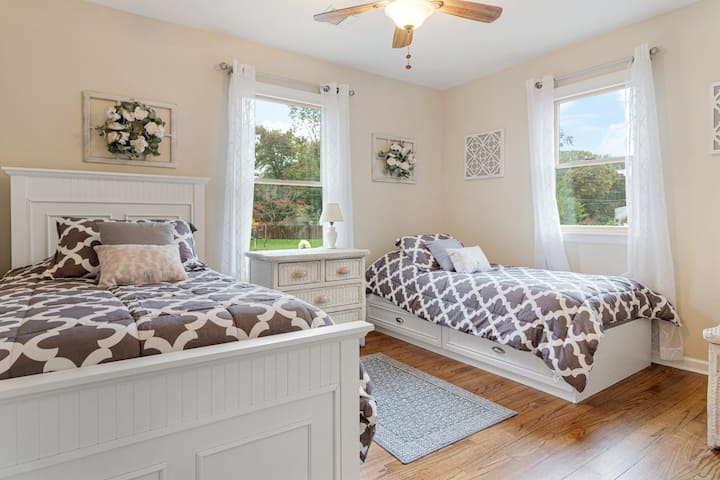 3e chambre (2 lits doubles)