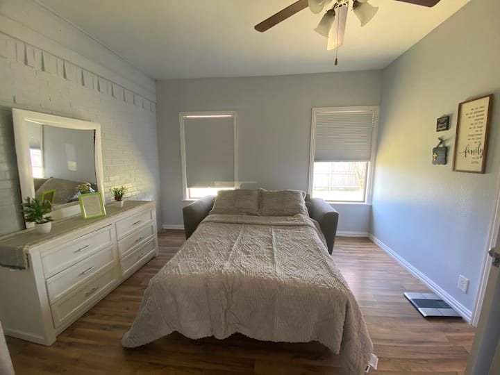 Benbrook Lake Vacation Rentals & Homes Texas, United States Airbnb