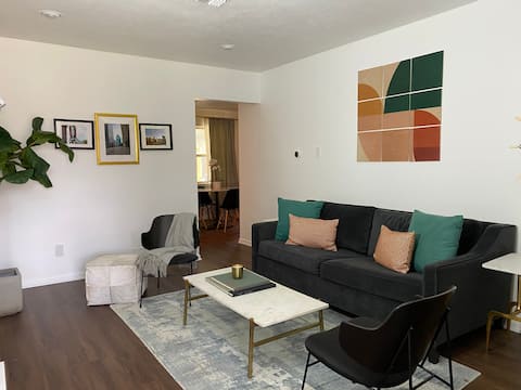 Successful Airbnb property: Cedar Pitch 3 Bedroom Entire Ranch Home In Dallas in Lake Highlands