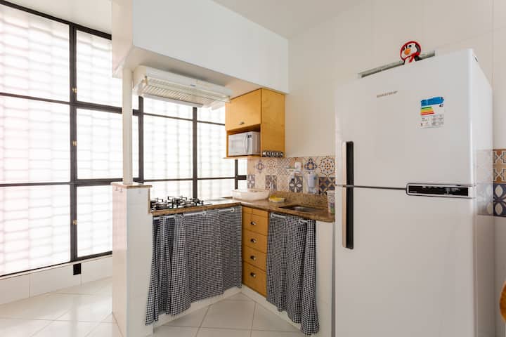 Um Encanto De Apartamento No Coração Do Boqueirão - サントス