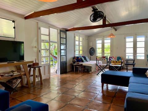Popular Airbnb listing: Rustic house, on the sand between Lázaro and Domingas in Ubatuba