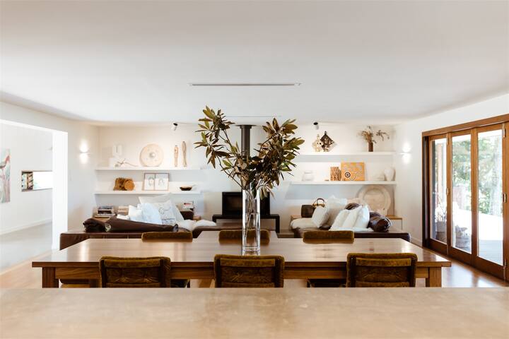 FederalRise. Byron Bay hinterland luxury gallery image 2