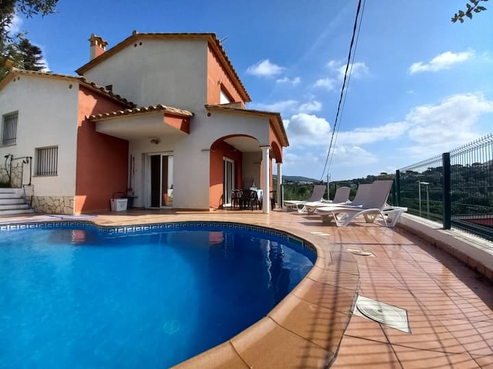 Calonge Villa Acacia - Costa Brava, Spain