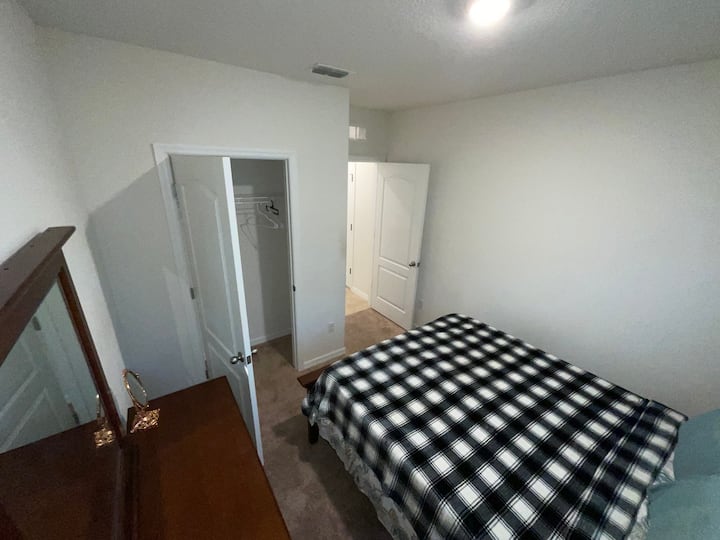 Საძინებელი 3