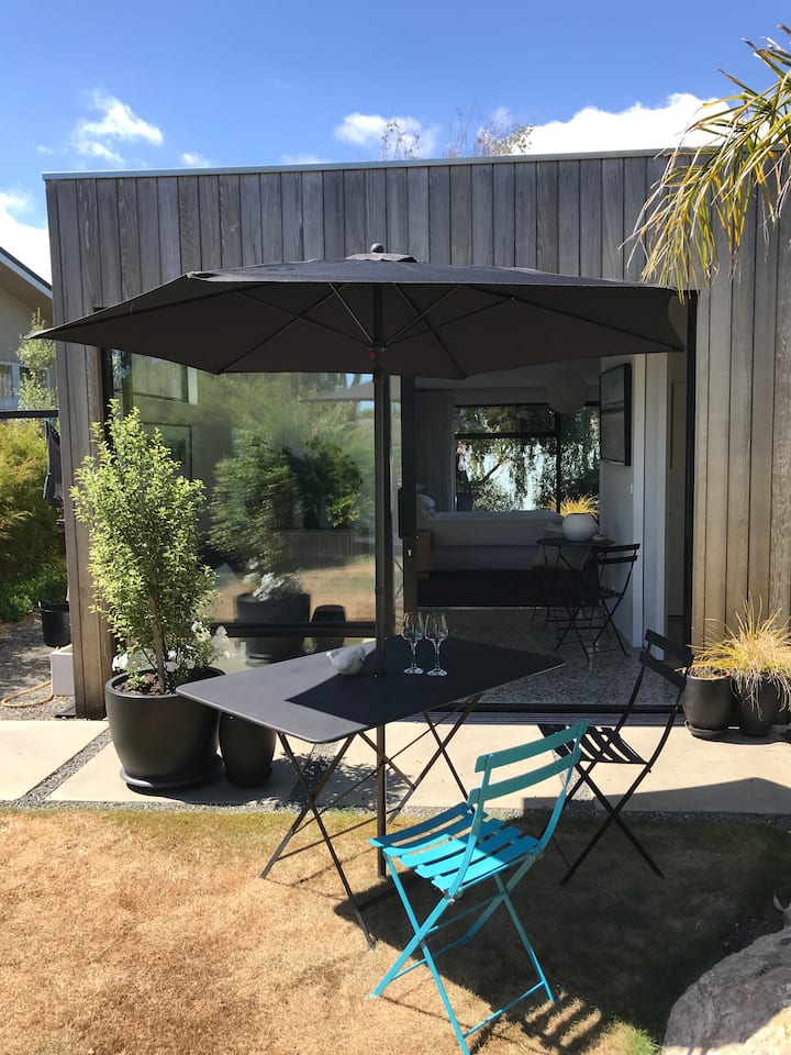 Monaco Contemporary Retreat Guest suites for Rent in Nelson, Nelson