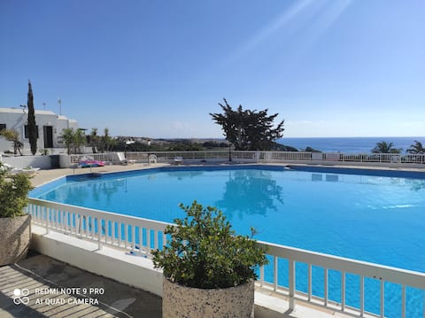 Cosy 2 bedroom appts in Ikaria Village
