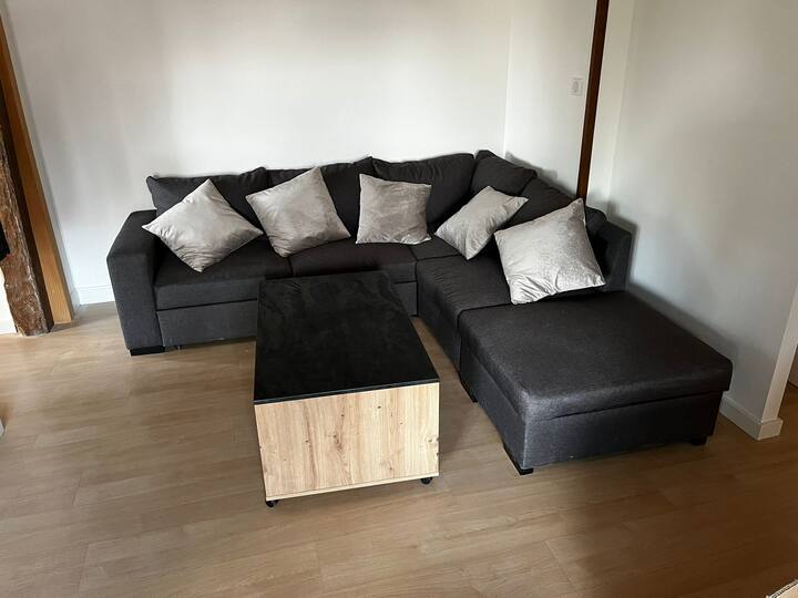 Appartement Lumineux 4 Chambres Et 1 Canapé Lit - Montbéliard