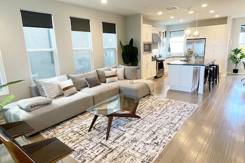 La Piña House: Brand New, Beautiful w/ Ocean Views