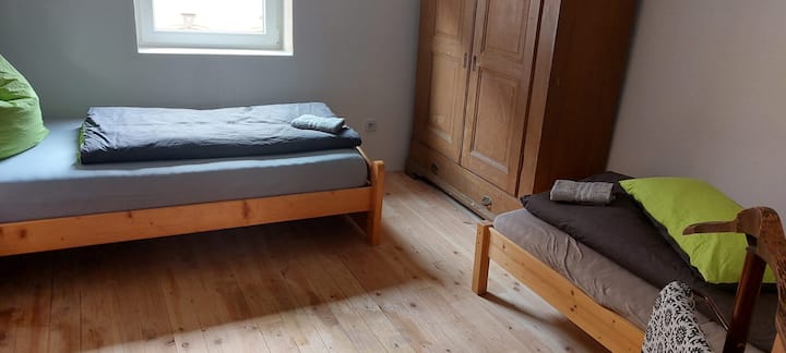 مثال على غرفة نوم الضيوف