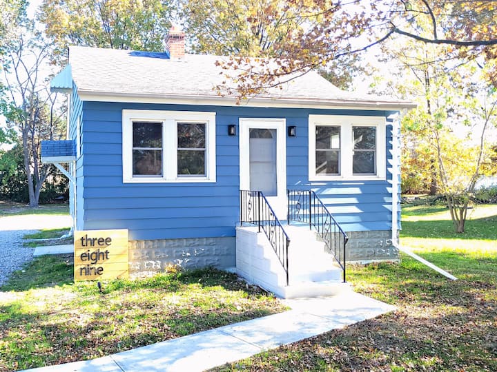 Cozy Beachtown Bungalow The Perfect Getaway! Bungalows for Rent in