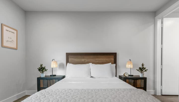 Dhomë gjumi 2 krevat dopio "queen"