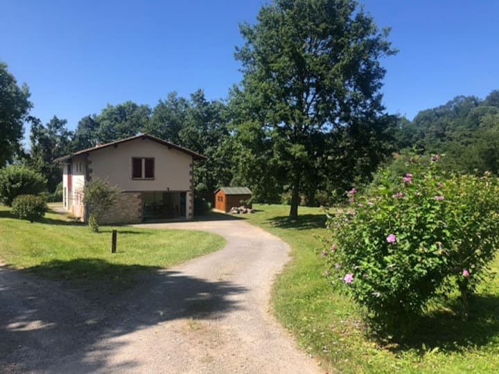 Location Maison Individuelle Chaleureuse - Saint-Jean-Pied-de-Port