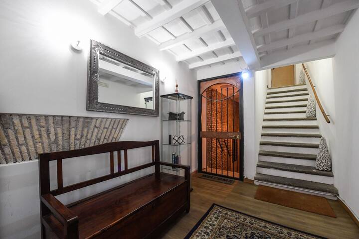 Castel Sant’Angelo APT. FLAVIO- Exclusive & Luxury gallery image 2