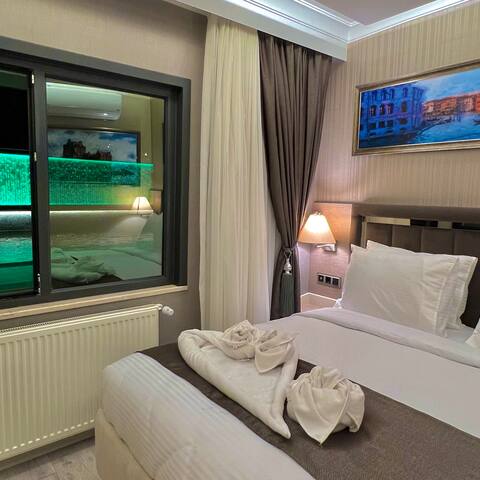 Superior ROOM - Pool View