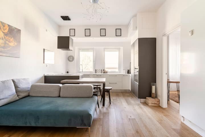 تصبح الأريكة سريرًا مريحًا