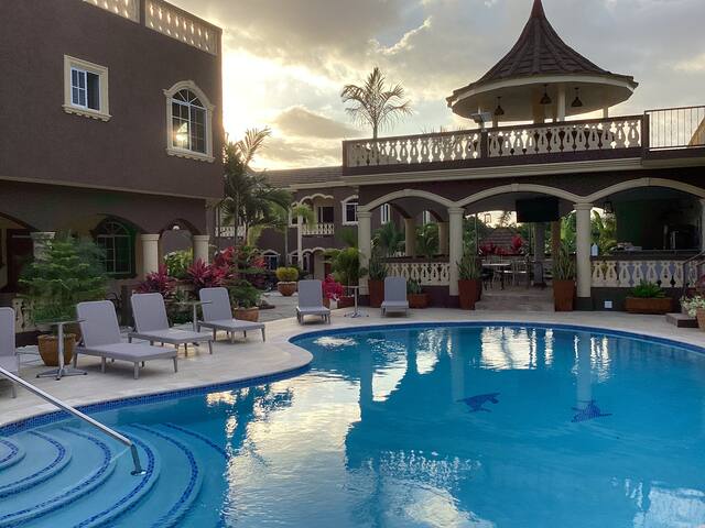 Vacation Villas Runaway Bay managed Airbnb listing 1