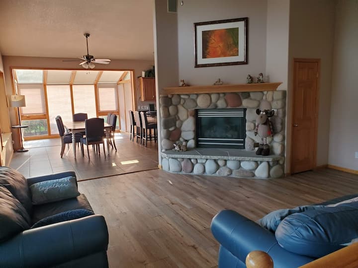 Glenwood Springs Family Getaway House - Glenwood Springs, CO