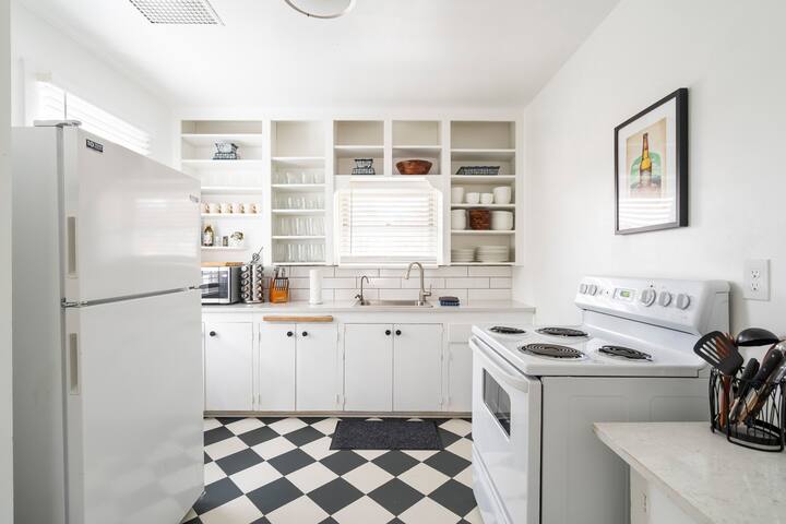 Portland Getaway • 3BR • Local Coffee & Parks