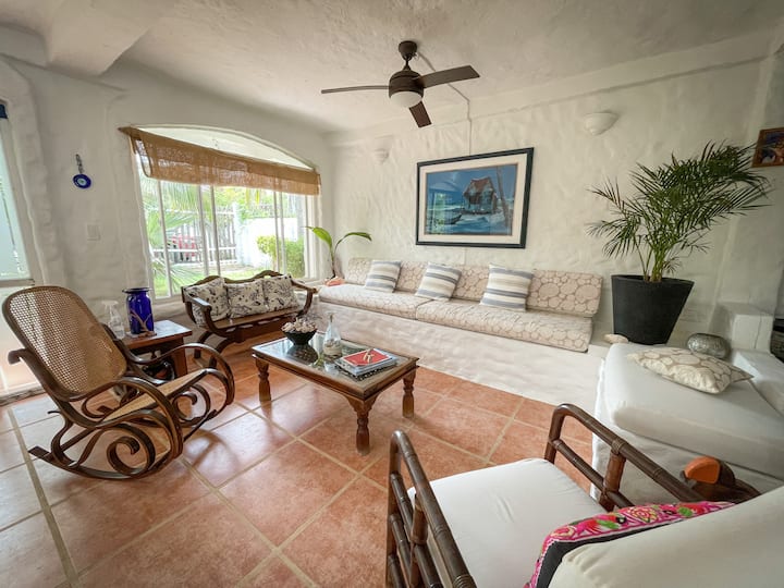 Mystic Blue House. Country House With Pool - San Andrés