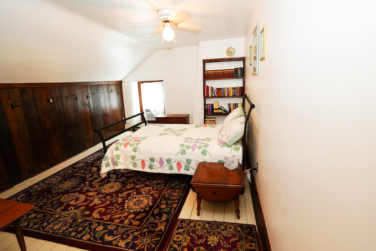 Საძინებელი 5. მესამე სართული