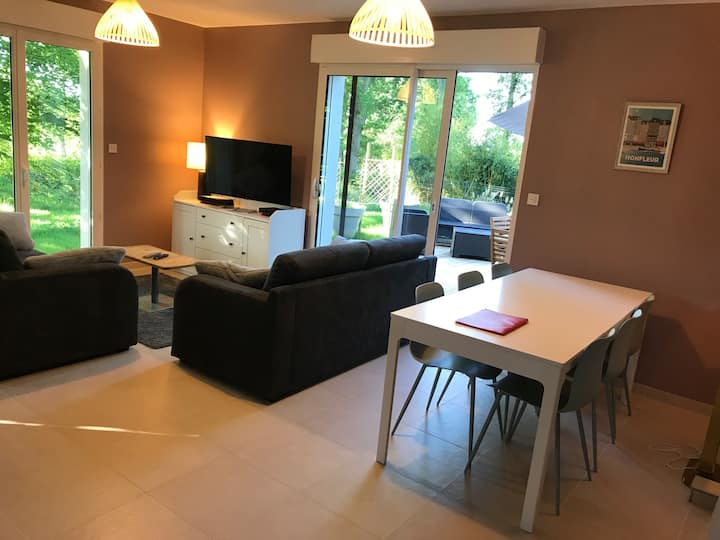 Gite des 2 oaks between Av. verte, Lacs & Casino Houses for Rent in