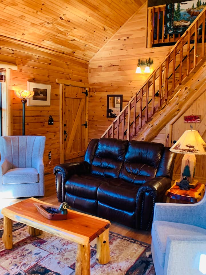Black Bear Ridge Cabin - Arkansas