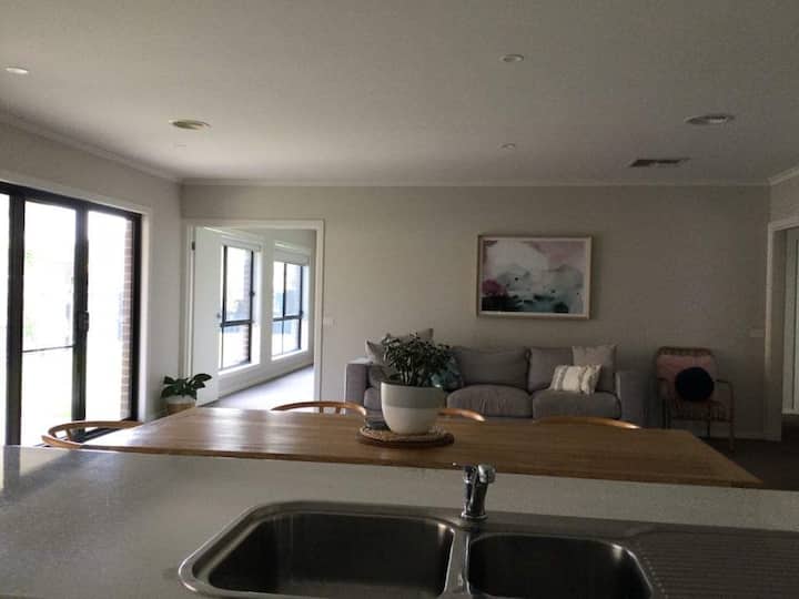 Entire residential home, clean, spacious, modern Houses for Rent in