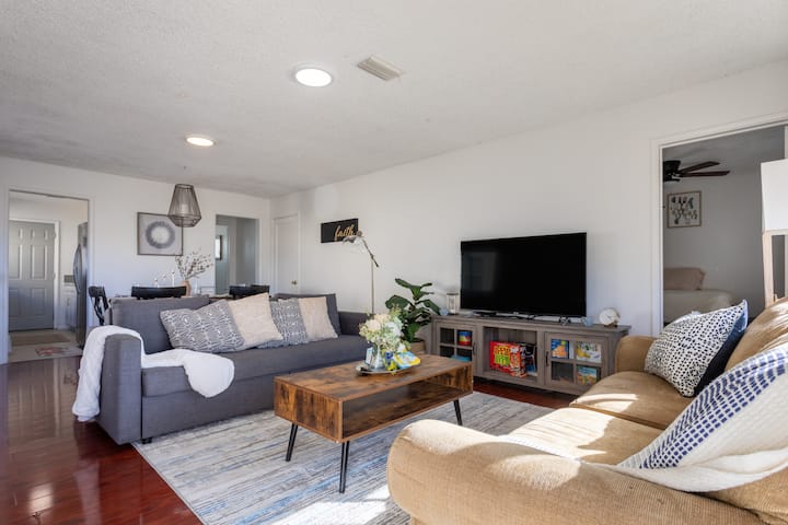 San Gabriel Valley 2br Family Stay – Near La/oc - Rosemead, CA