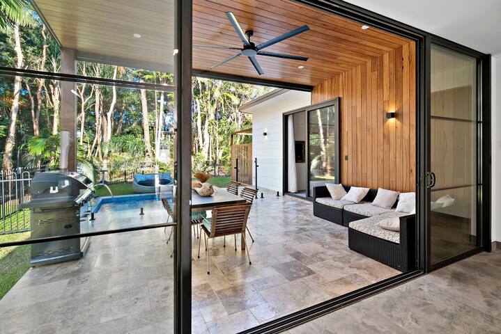 Retreat at Byron gallery image 2