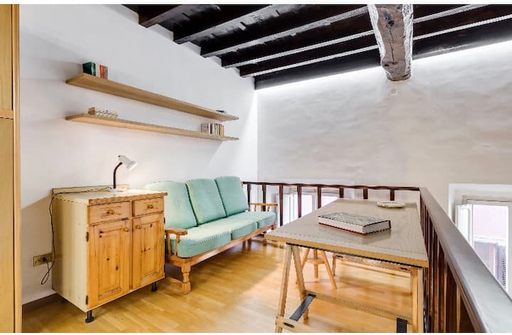 Spacious Typical Flat In The Heart Of Trastevere