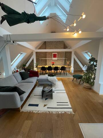 Luxury Munich Penthouse: 2 floors & stunning view