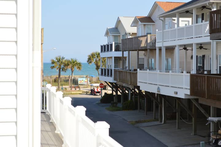 Ocean View 5 Bedroom 3.5 Bath - Surfside Beach, SC