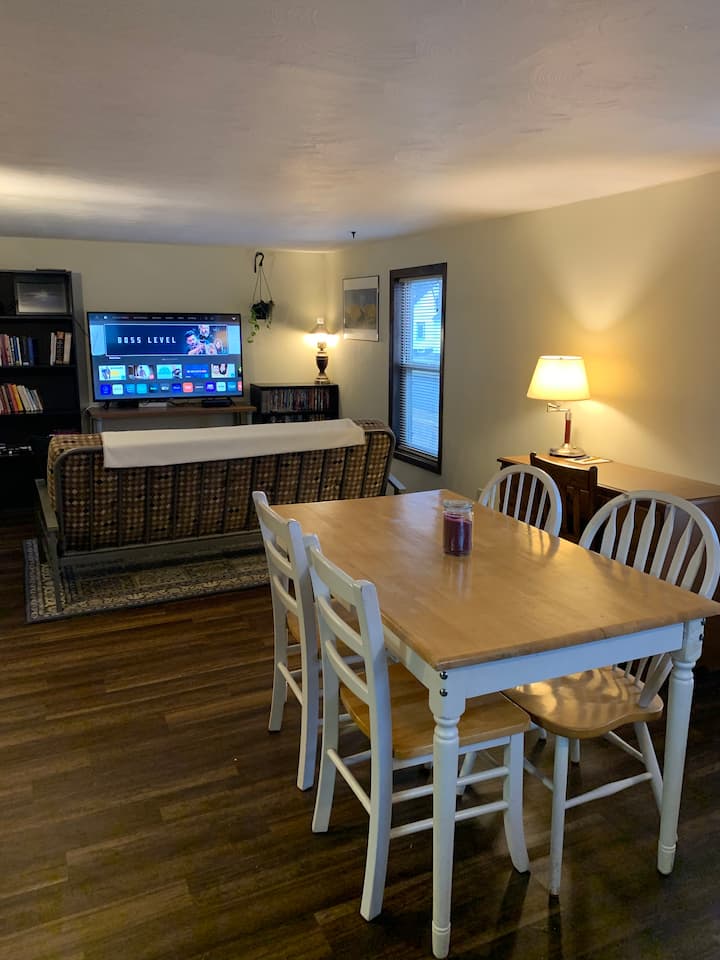 Eau Claire Vacation Rentals & Homes Wisconsin, United States Airbnb