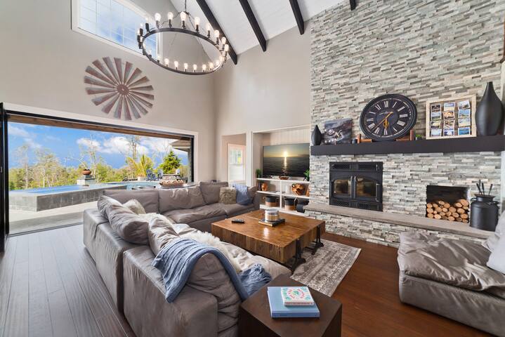 Gated 5BR Kona Estate—Pool, hot tub, Ocean View gallery image 5