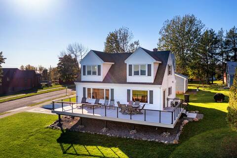 Burlington Bay Getaway