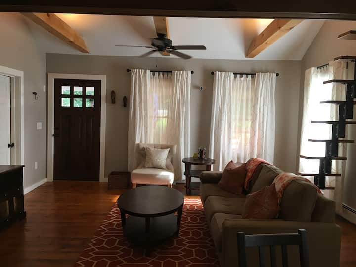 Upstate Heaven 2 Br Luxury W/mtn Charm, Waterfront - Phoenicia