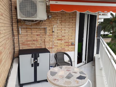 Top Airbnb: Coral La Pineda Studio in Vila Seca