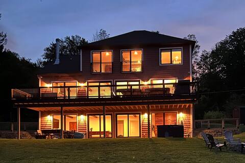 Lakefront House just 3 min. to Hunter Mountain
