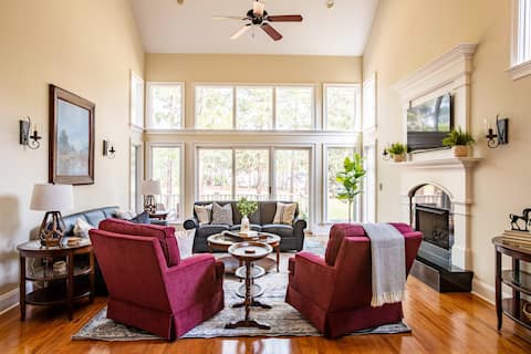 Top performing Airbnb: Million $ Golf-front view + 3 Master BR + Peloton in Southern Pines