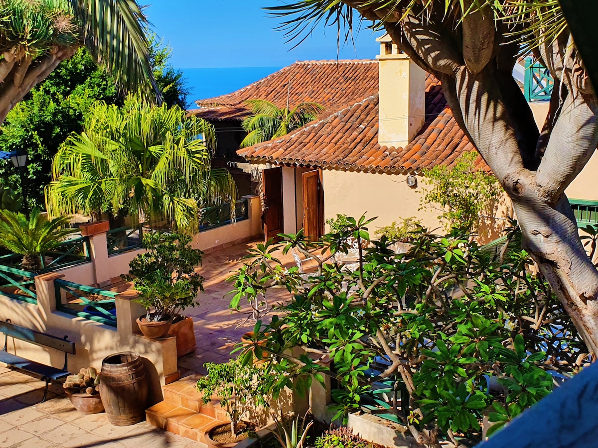Villa Ronda — view 2