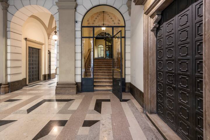 Imperiale Suites – Trilocale Duomo gallery image 4