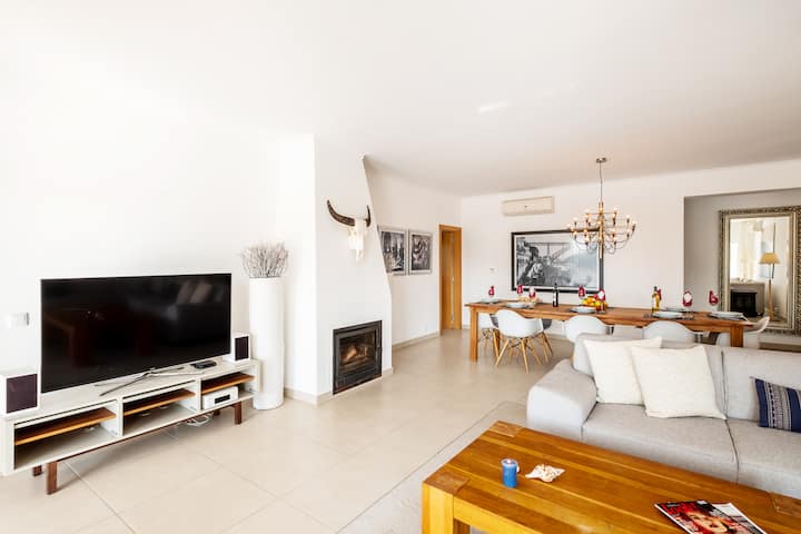 Villa With Bbq And Heatable Pool In Carvoeiro - Carvoeiro
