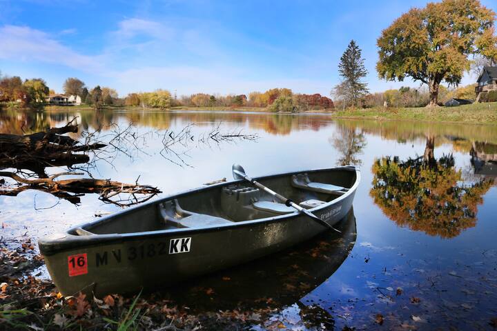 Gorgeous Lake Home- 10 mins to MOA and MSP airport gallery image 5