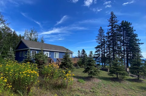 Superior Lakefront Cabin - Beach - Trail Access
