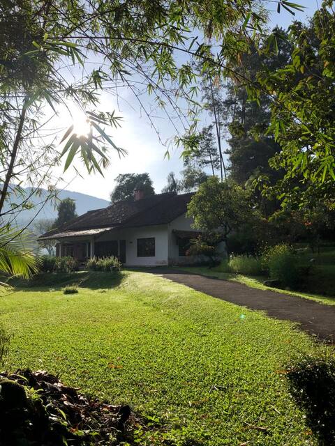 Villa Kusumo / mountain villa / pool / tennis